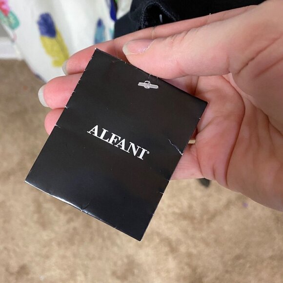 Alfani blue/green geometric mixed media 3/4 sleeve sweater. size medium - Picture 7 of 10